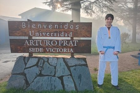 Joven promesa deportiva de la UNAP Sede Victoria obtiene el oro en la Copa San Joaquín de Karate